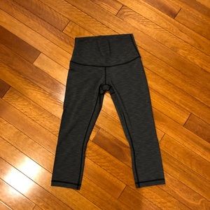 Lululemon Crop Pants - size 8